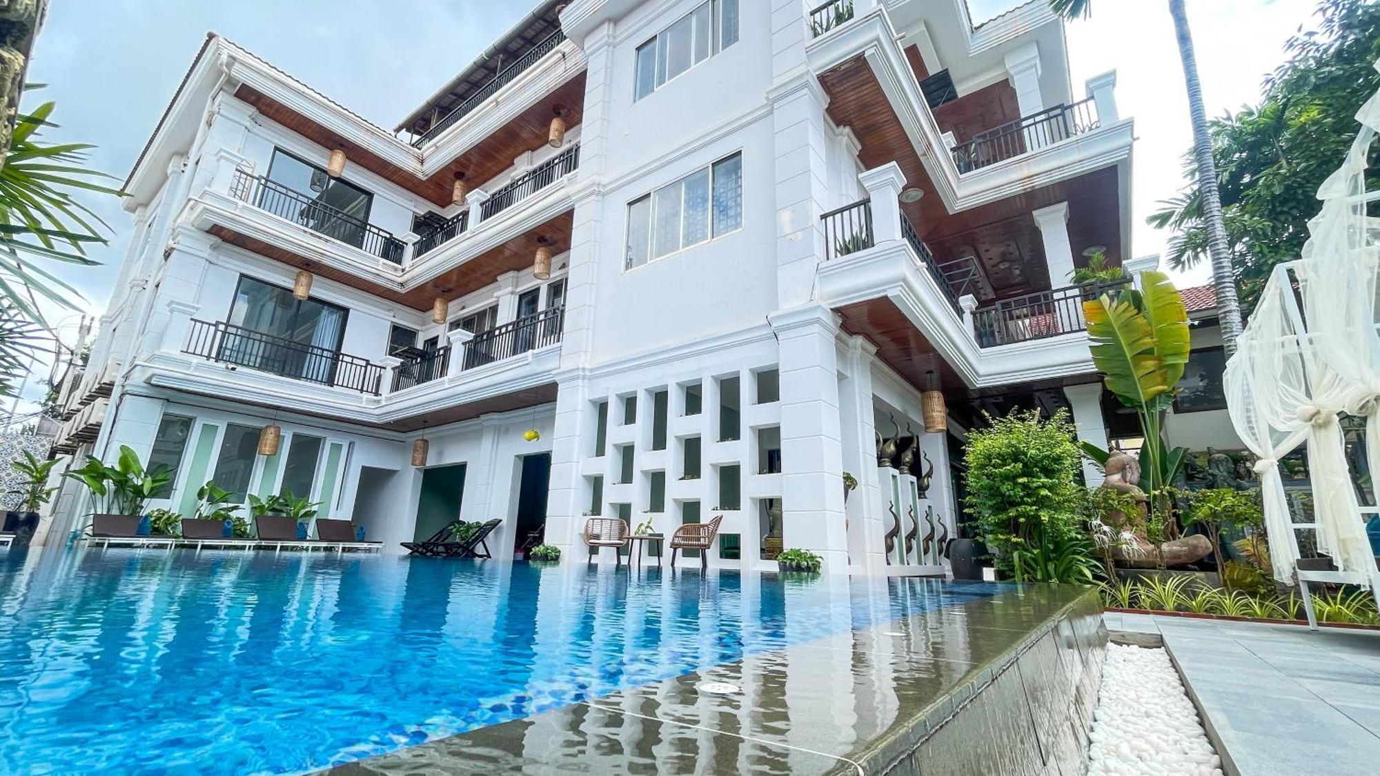 The Center Point Siem Reap Exterior foto