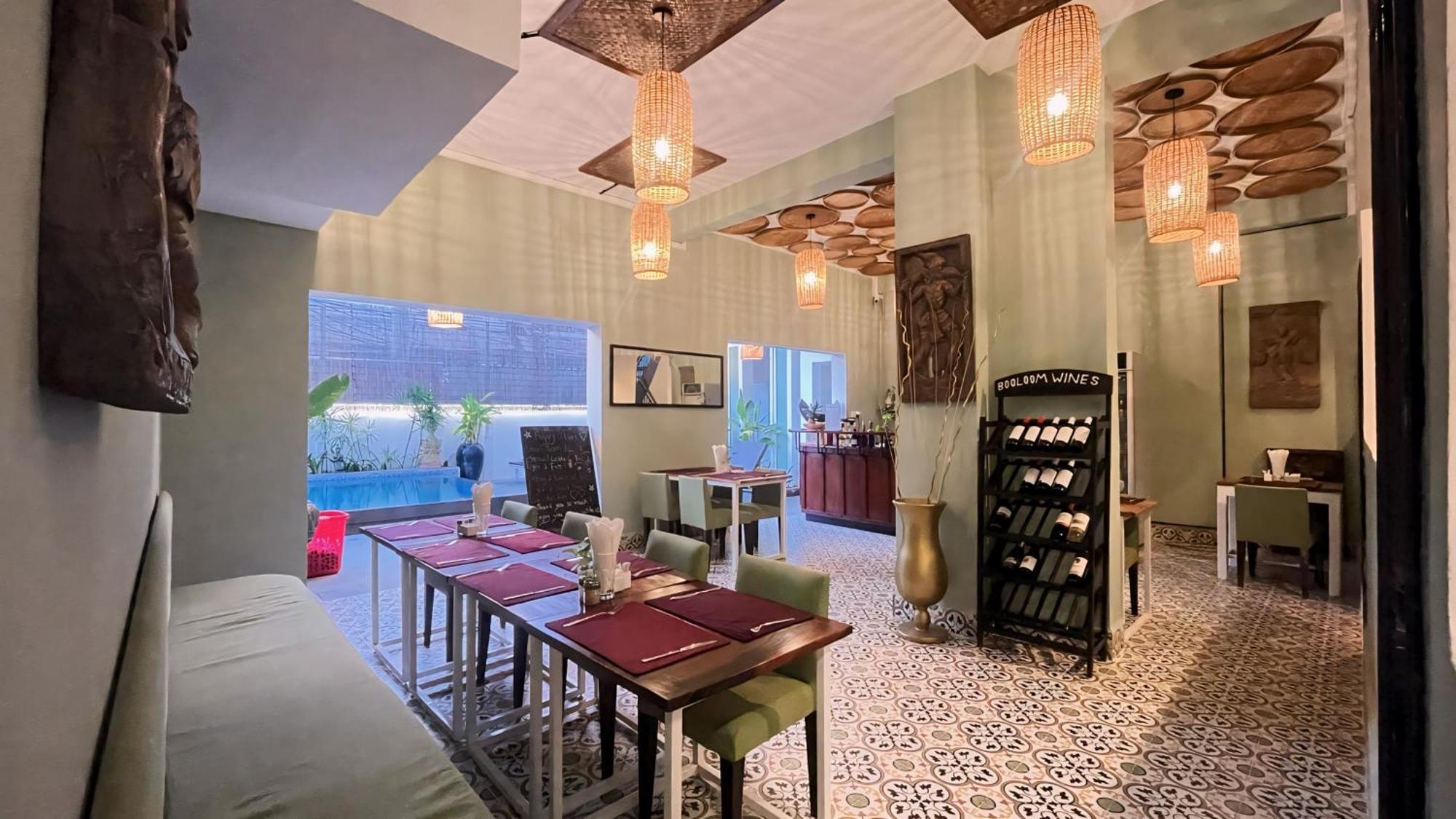 The Center Point Siem Reap Exterior foto